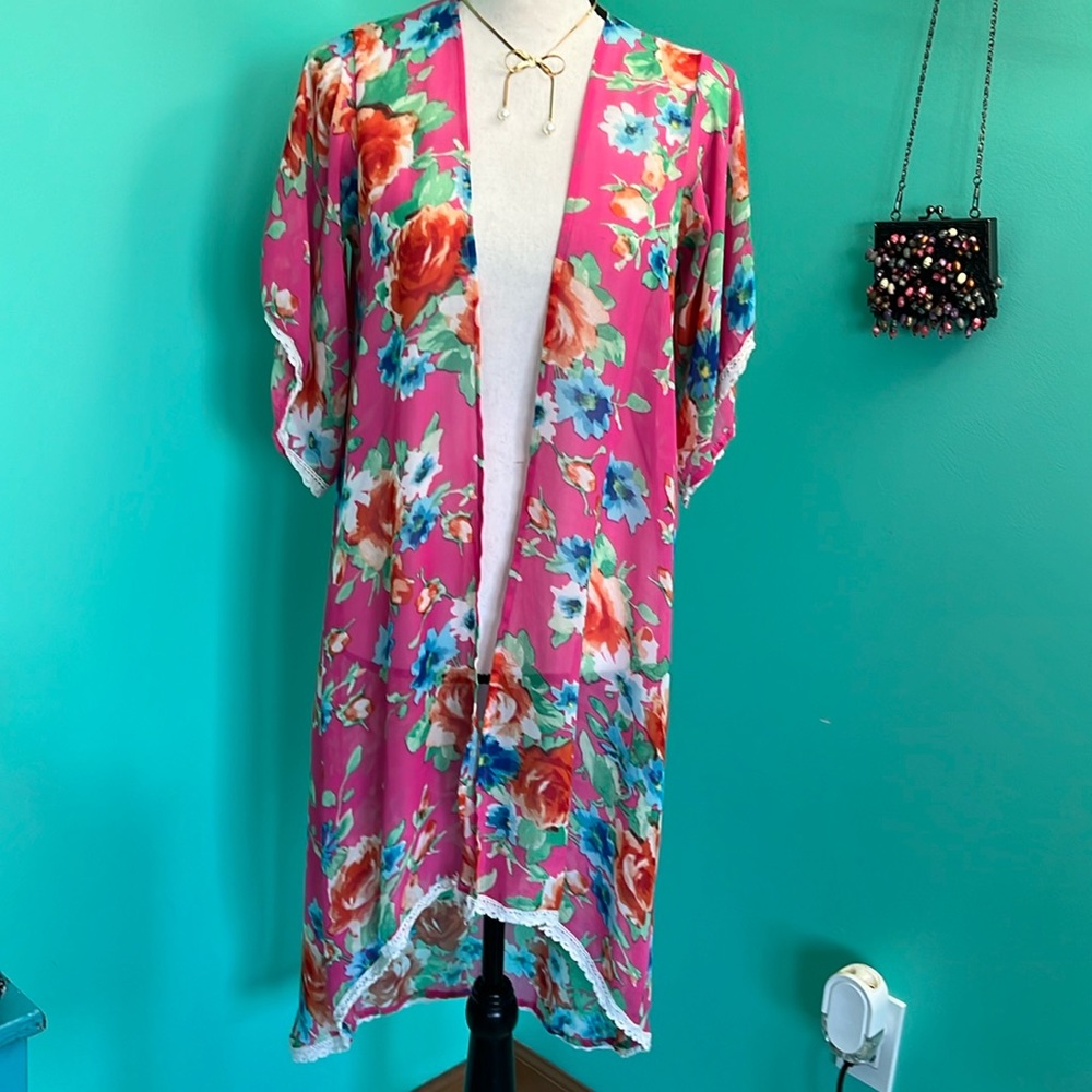 Chic Happens brand Floral Maxi Kimono